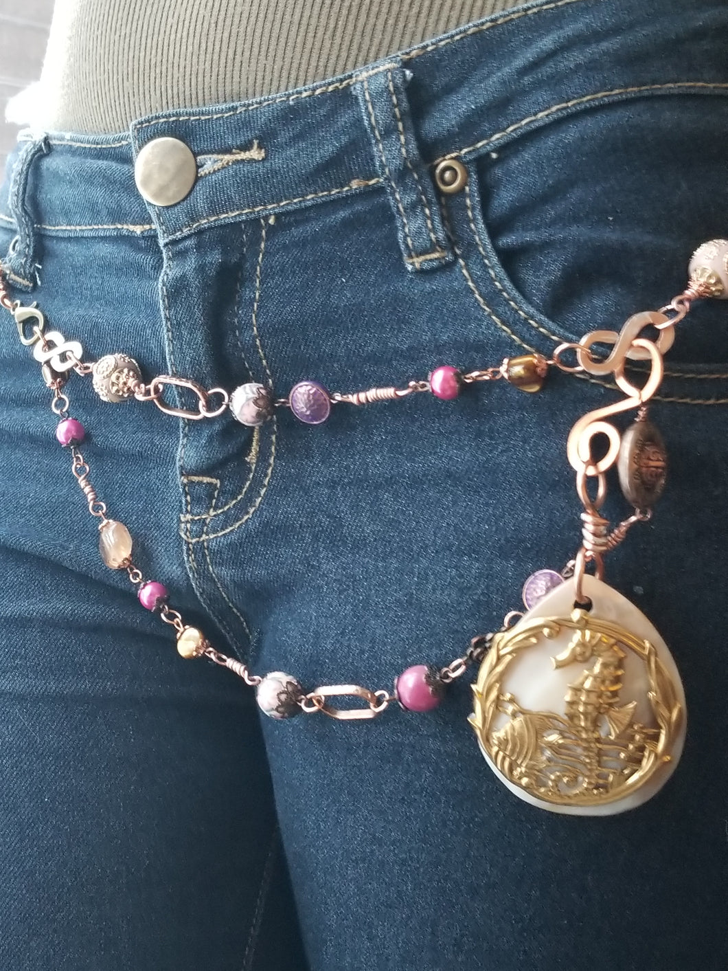 Retro 52in chain belt with Seahorse pendant