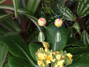 Lime 70s design earrings